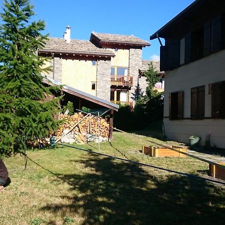 Auberge de Jeunesse HI Val-Cenis Les Champs  Exterior foto